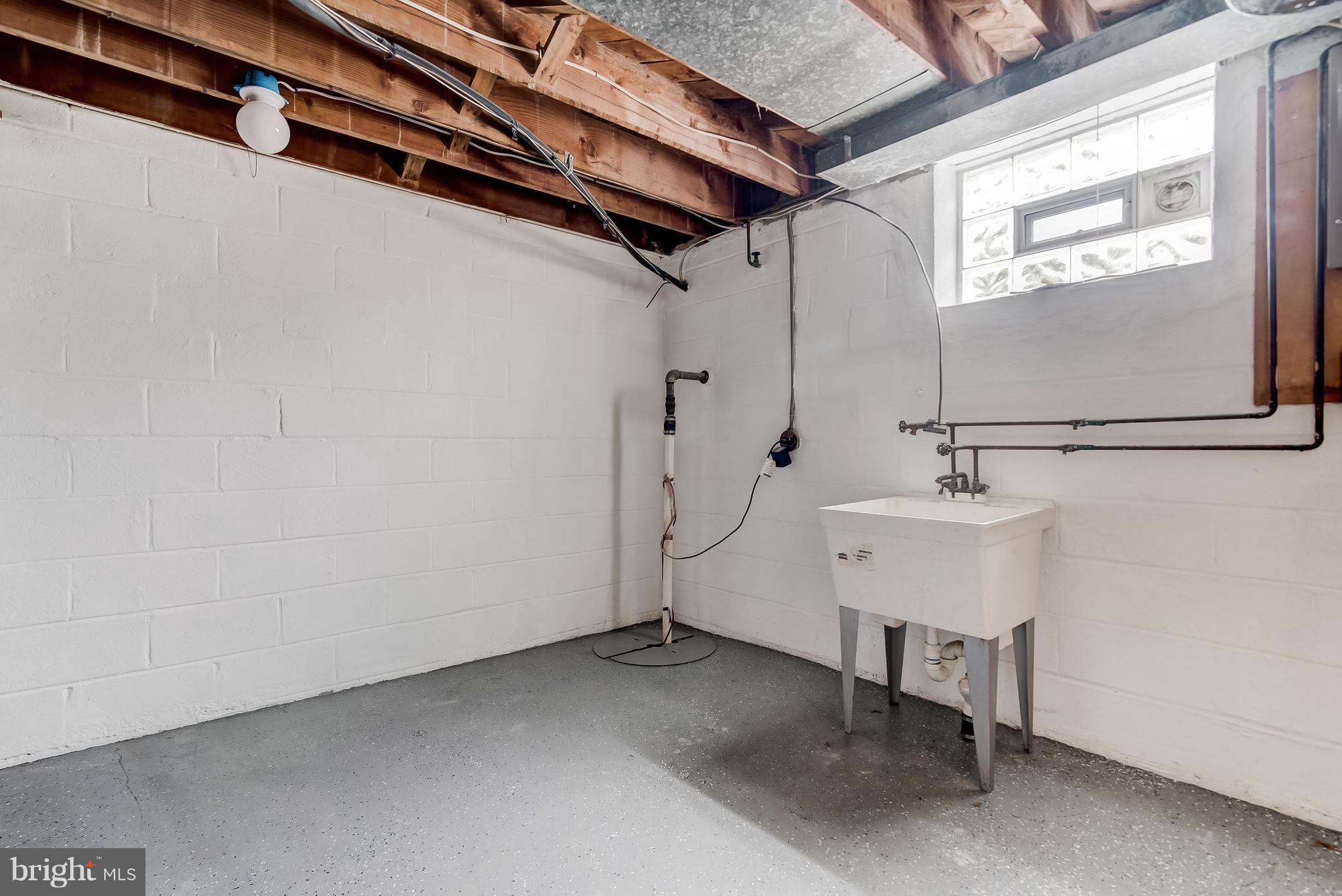 1668 Northbourne Road Baltimore, MD 21239 - Photo 24 of 30 Basement