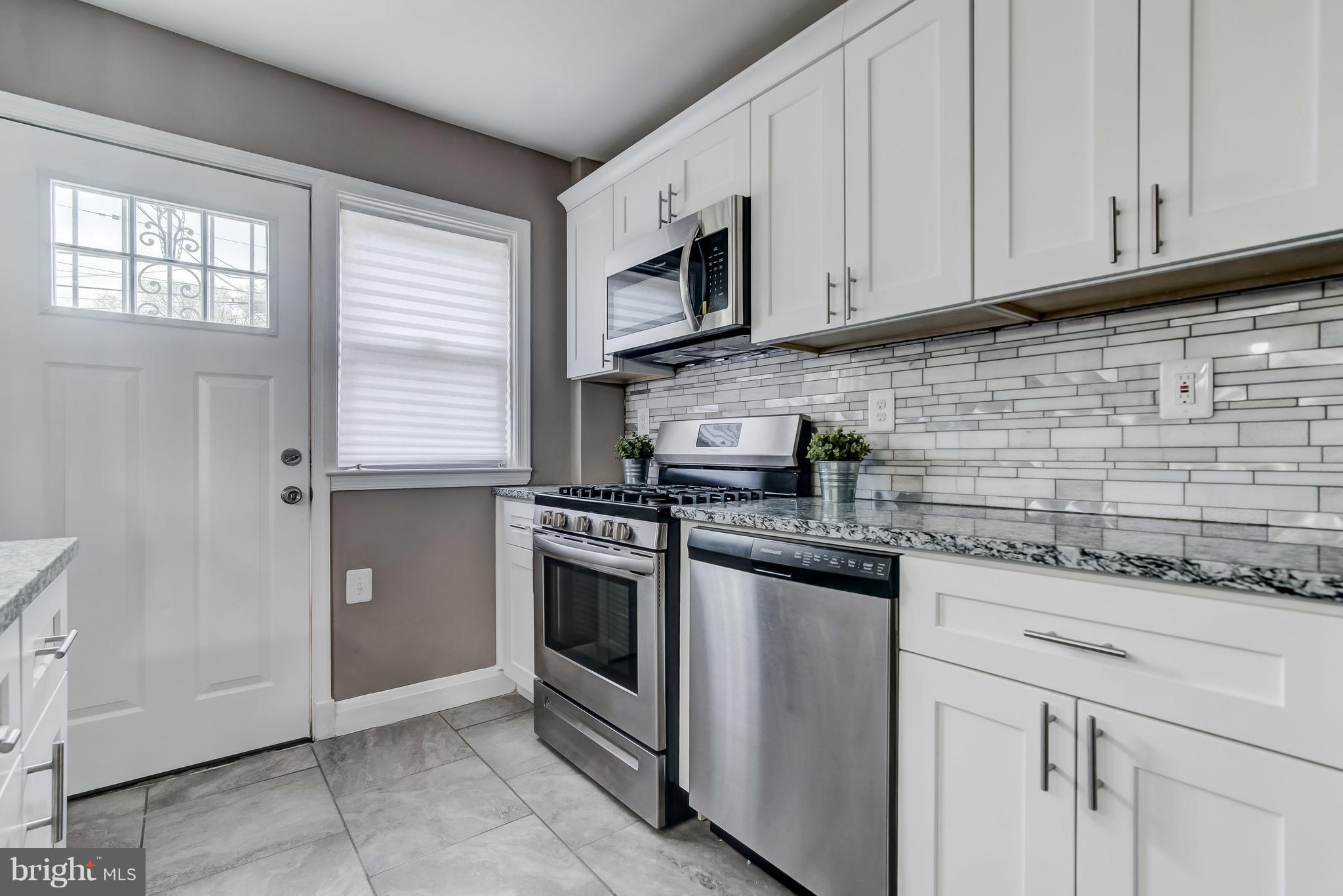 1668 Northbourne Road Baltimore, MD 21239 - Photo 10 of 30 Kitchen