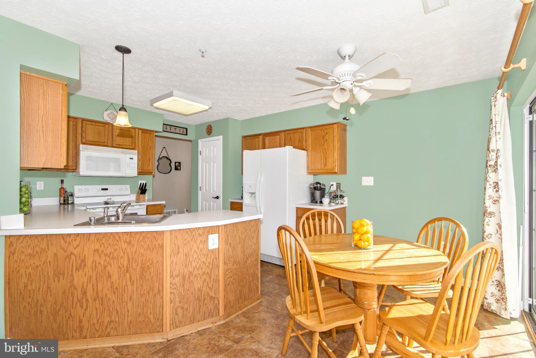 6343 Springwater Terrace, Unit 1012 Frederick, MD 21701 - Photo 18 of 30 Kitchen