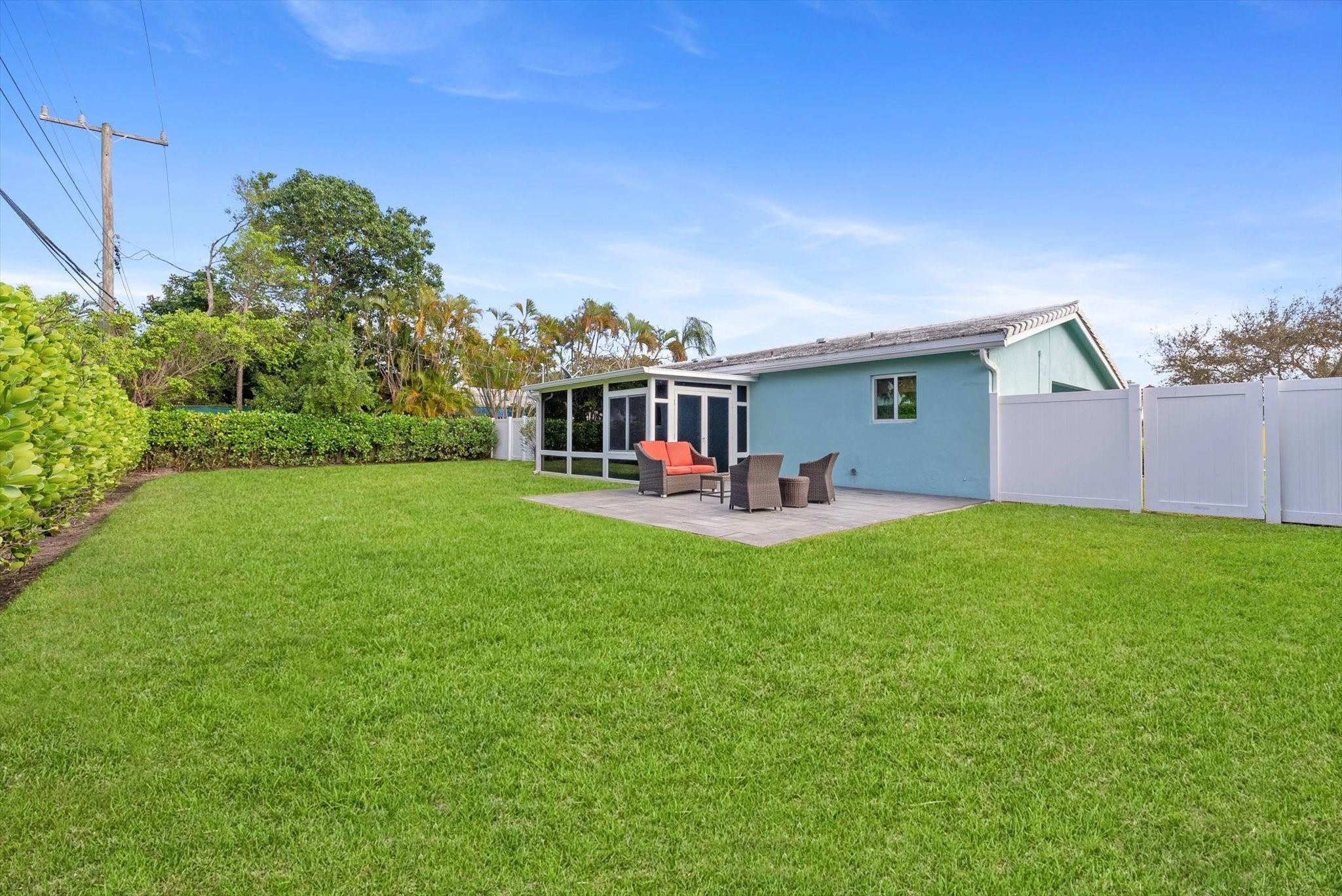 2811 Northeast 45th Street Lighthouse Point, FL 33064 - Photo 27 of 38 Photo 27