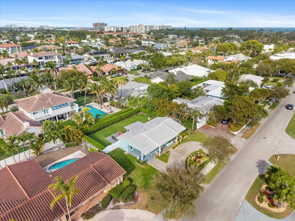 $799,000 | 2811 Northeast 45th Street, Lighthouse Point, FL 33064