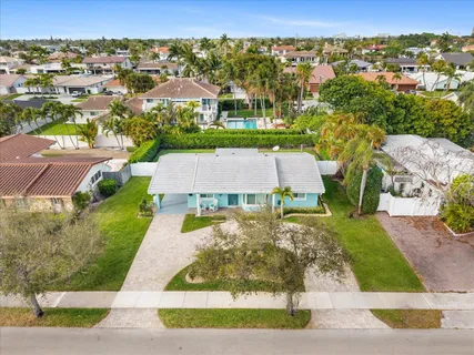 $799,000 | 2811 Northeast 45th Street, Lighthouse Point, FL 33064