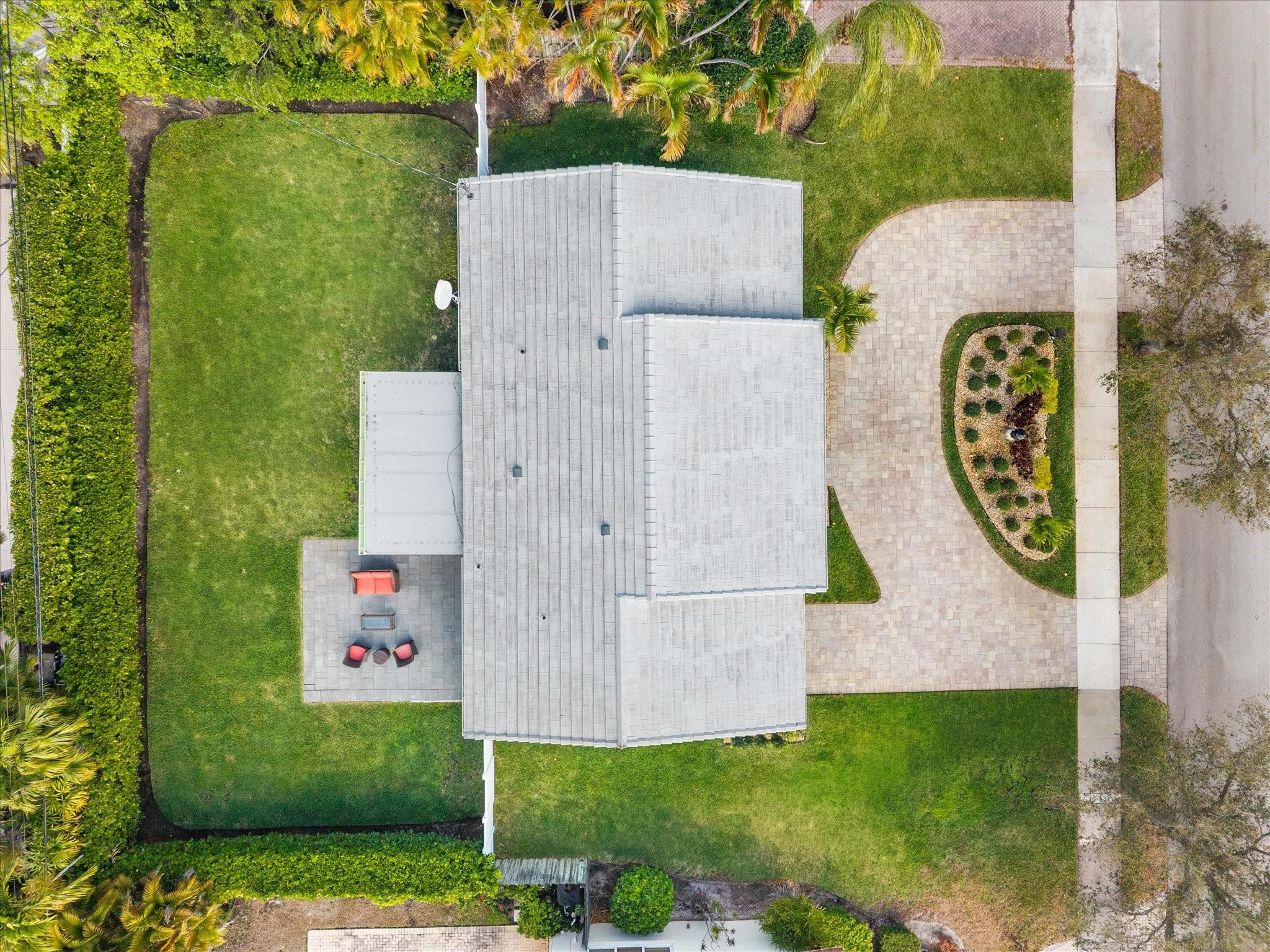 2811 Northeast 45th Street Lighthouse Point, FL 33064 - Photo 35 of 38 Photo 35