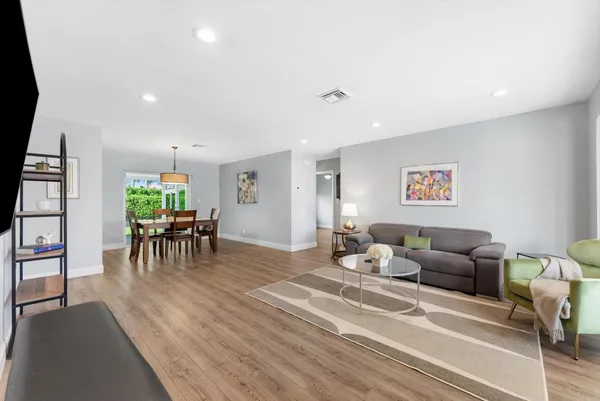 $799,000 | 2811 Northeast 45th Street, Lighthouse Point, FL 33064