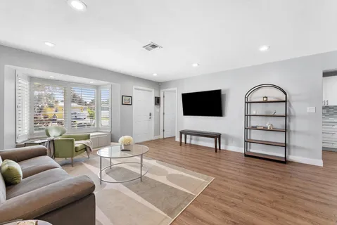 $799,000 | 2811 Northeast 45th Street, Lighthouse Point, FL 33064