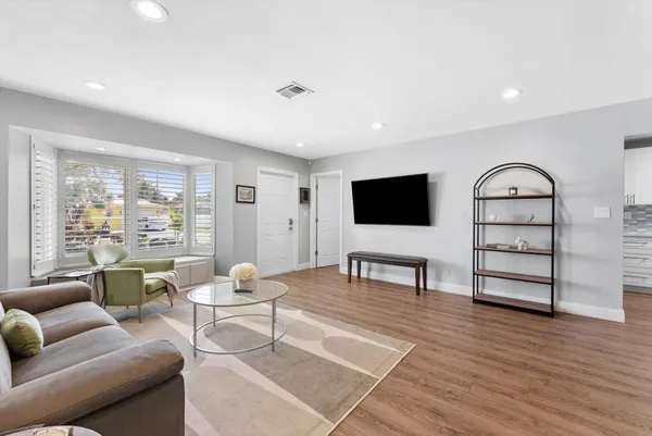 $799,000 | 2811 Northeast 45th Street, Lighthouse Point, FL 33064