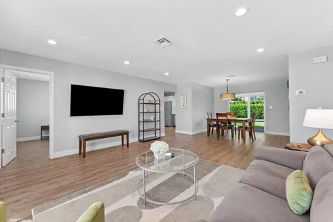 $799,000 | 2811 Northeast 45th Street, Lighthouse Point, FL 33064