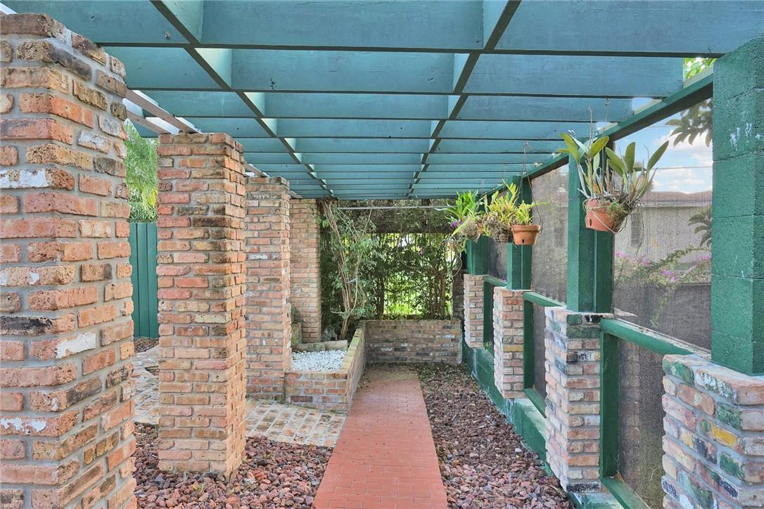 17020 Southwest 62nd Street Southwest Ranches, FL 33331 - Photo 6 of 44 a view of a pathway with a patio
