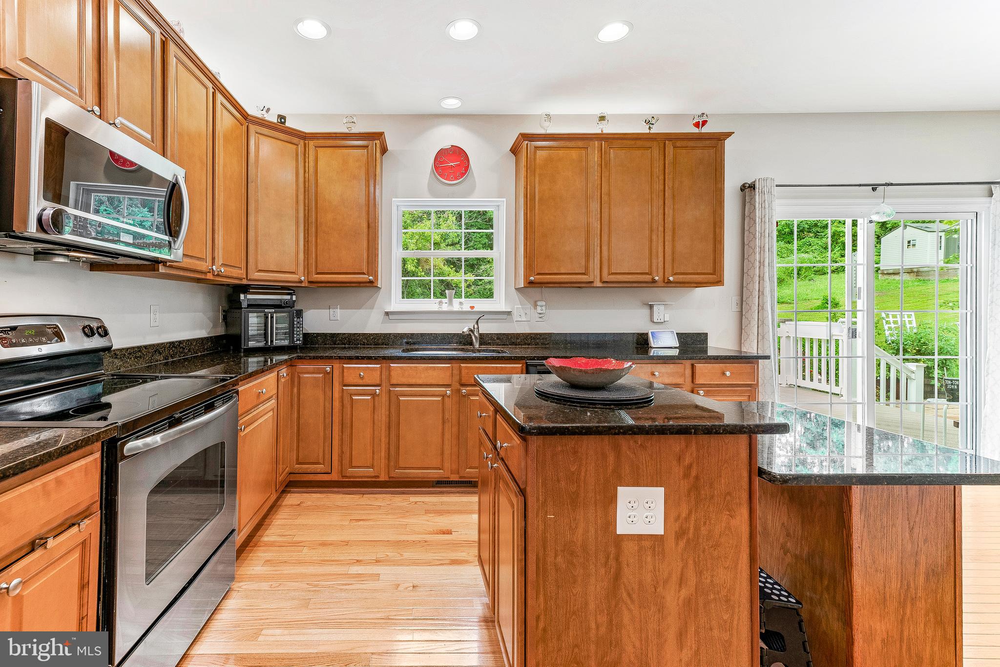 8906 Philadelphia Road Baltimore, MD 21237 - Photo 22 of 40 Kitchen