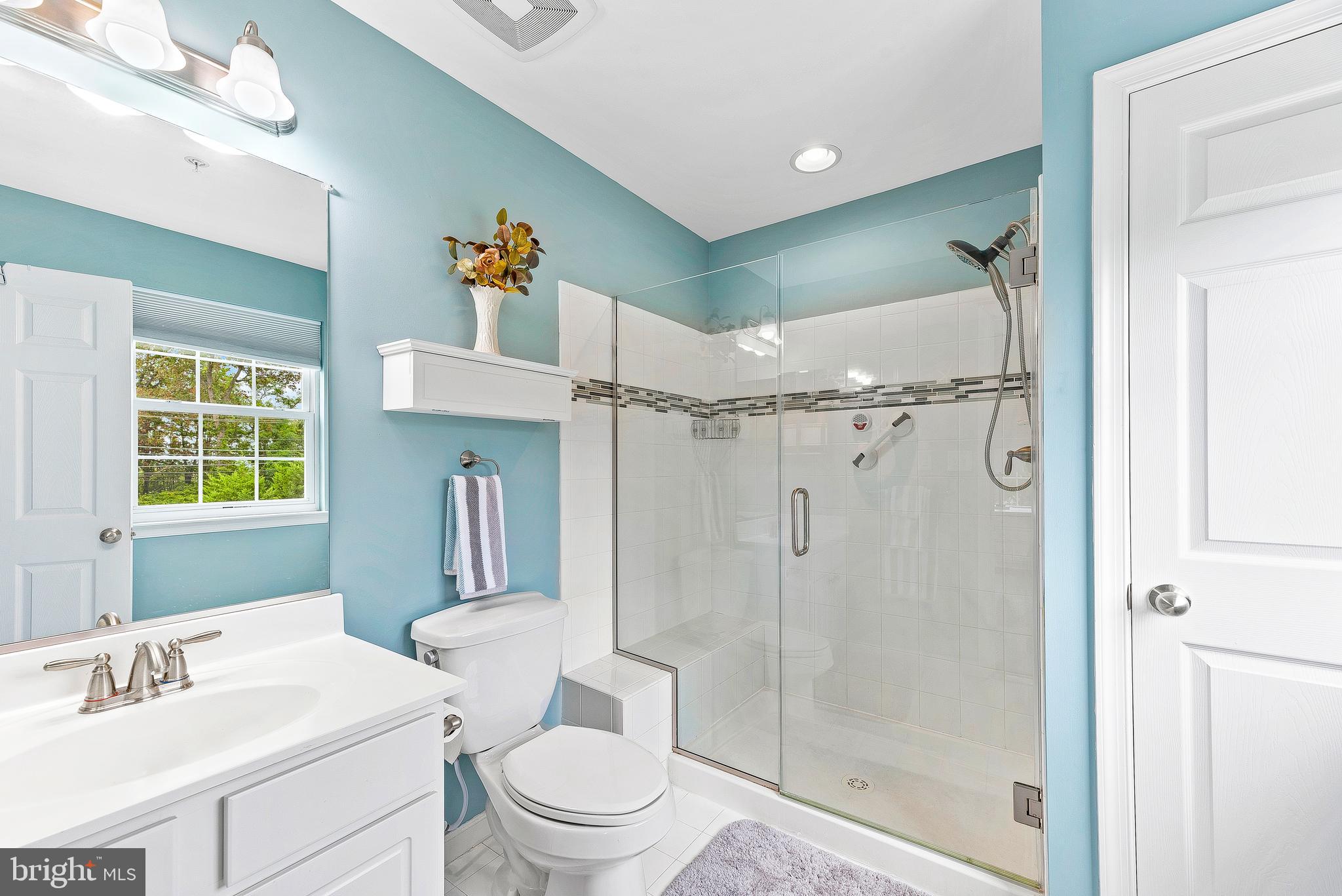 8906 Philadelphia Road Baltimore, MD 21237 - Photo 34 of 40 Bathroom