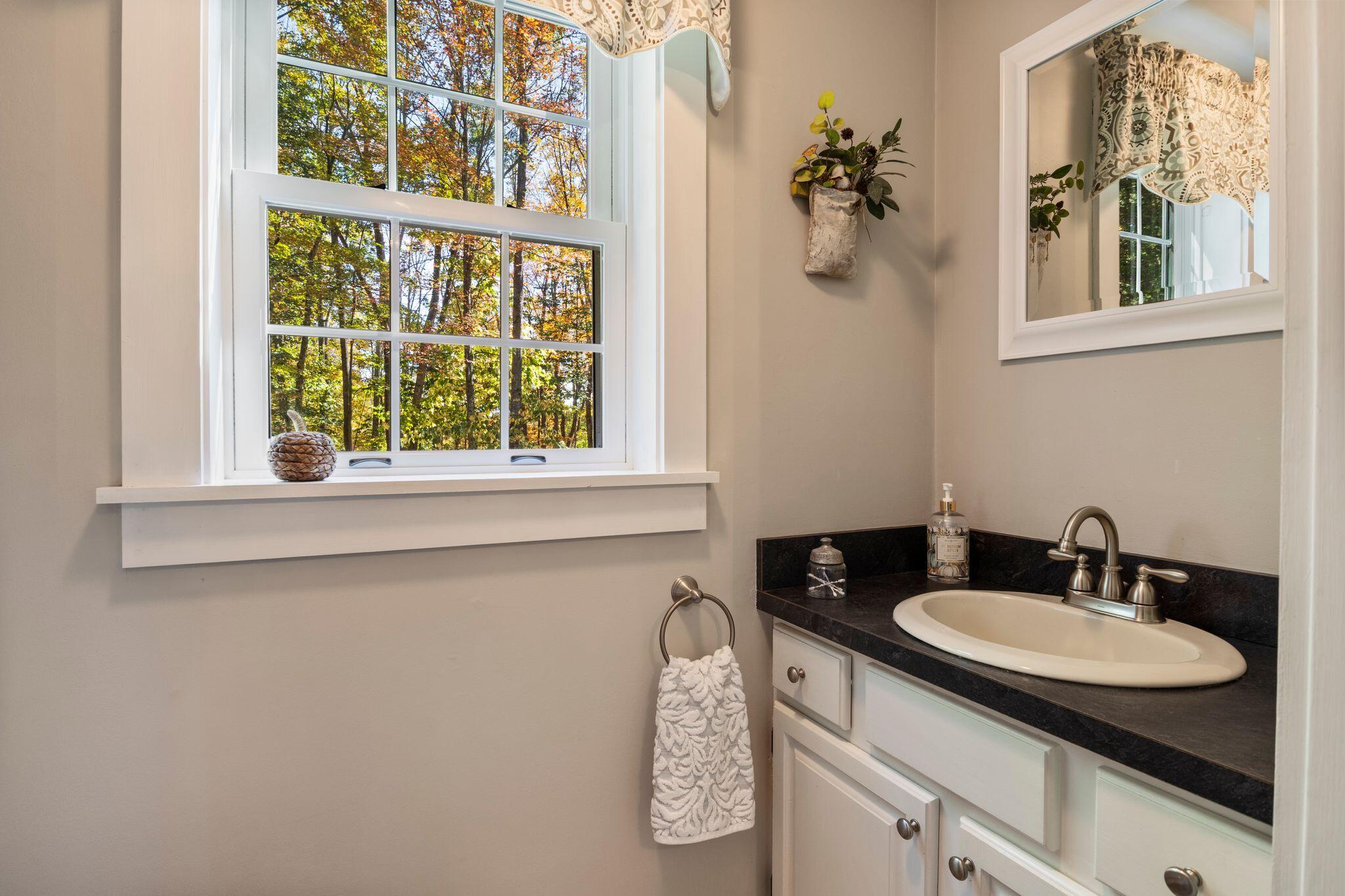 12 Richard Road Gorham, ME 04038 - Photo 8 of 45 12_Richard_Rd_08