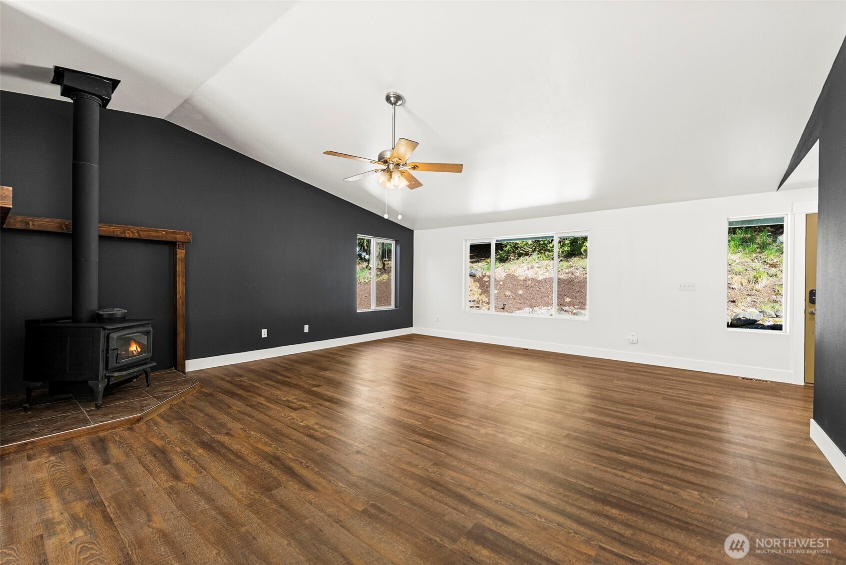 23430 Fisk Road East Orting, WA 98360 - Photo 11 of 40