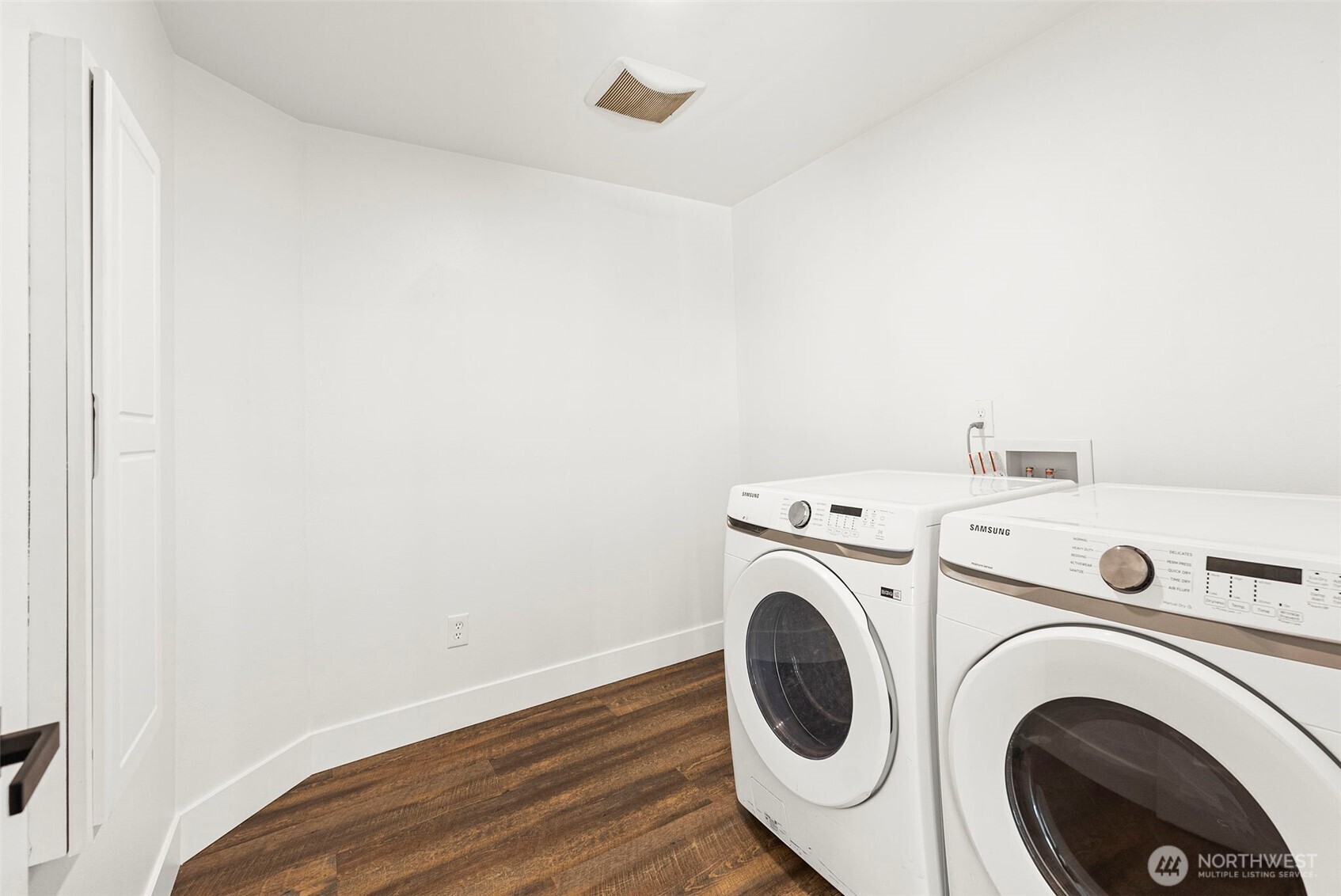 23430 Fisk Road East Orting, WA 98360 - Photo 12 of 40