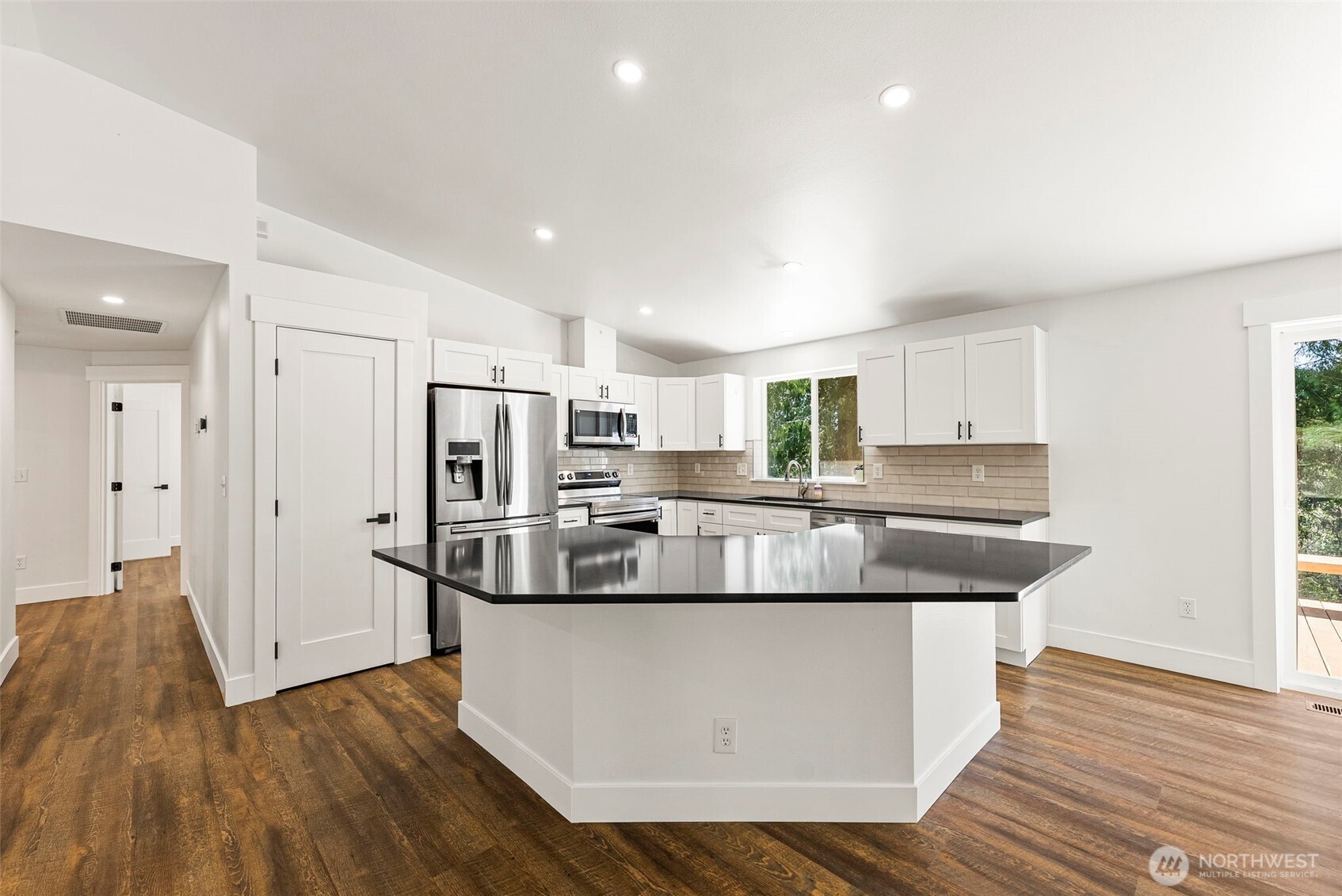 23430 Fisk Road East Orting, WA 98360 - Photo 15 of 40