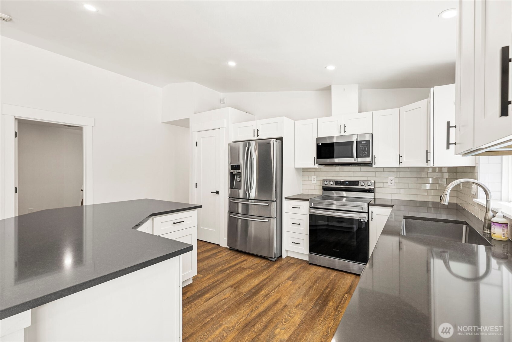 23430 Fisk Road East Orting, WA 98360 - Photo 18 of 40