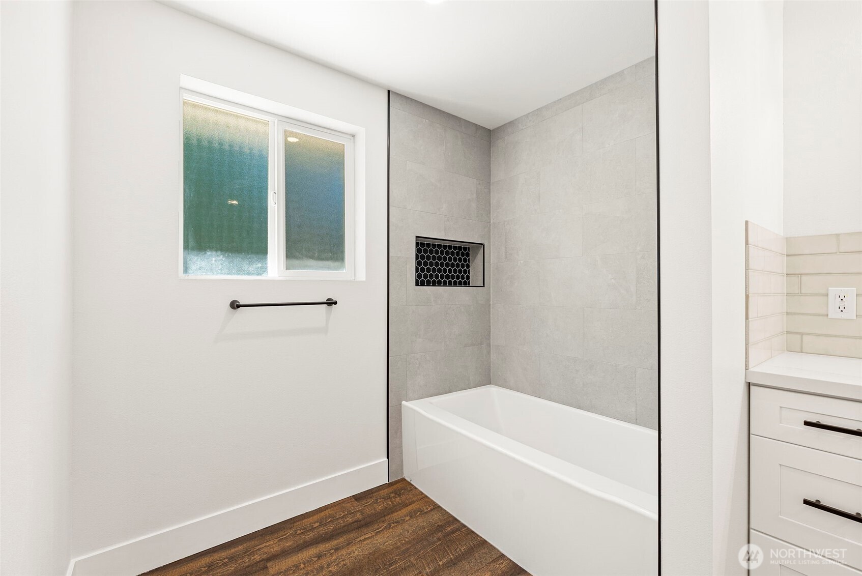 23430 Fisk Road East Orting, WA 98360 - Photo 25 of 40