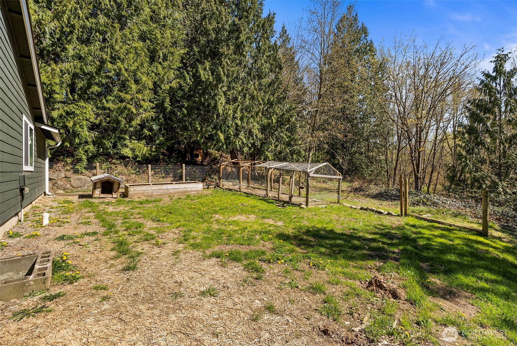 23430 Fisk Road East Orting, WA 98360 - Photo 29 of 40