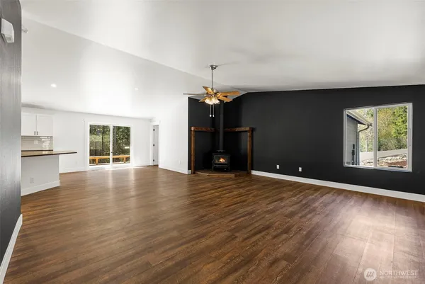 $725,000 | 23430 Fisk Road East, Orting, WA 98360