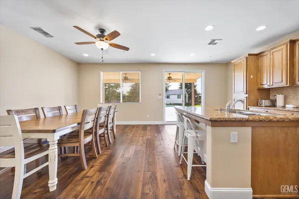 $565,000 | Undisclosed Address, Bakersfield, CA 93314