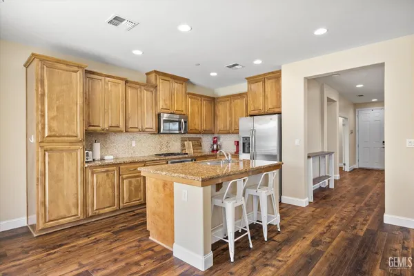 $565,000 | Undisclosed Address, Bakersfield, CA 93314