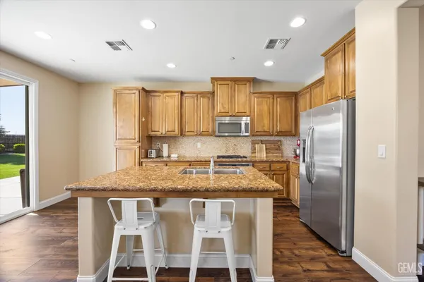 $565,000 | Undisclosed Address, Bakersfield, CA 93314