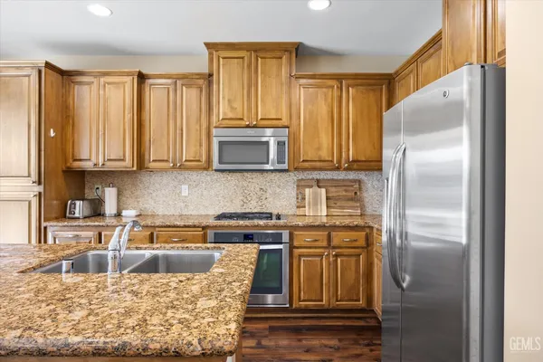 $565,000 | Undisclosed Address, Bakersfield, CA 93314