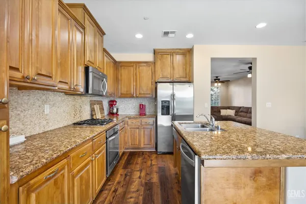 $565,000 | Undisclosed Address, Bakersfield, CA 93314