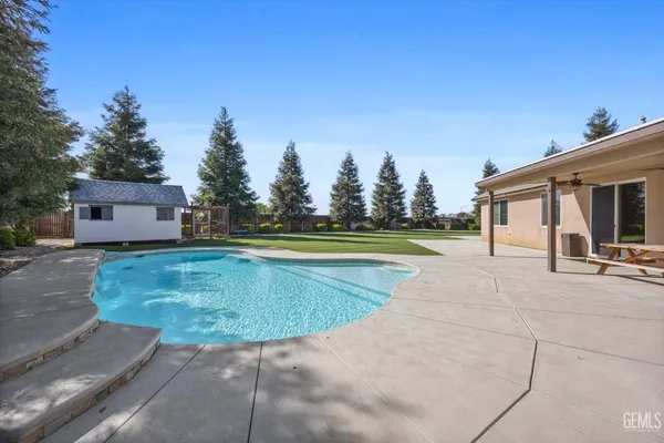 $565,000 | Undisclosed Address, Bakersfield, CA 93314