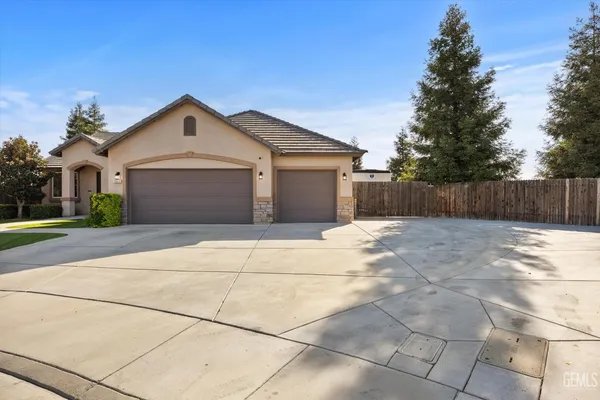 $565,000 | Undisclosed Address, Bakersfield, CA 93314