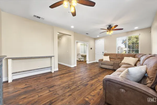 $565,000 | Undisclosed Address, Bakersfield, CA 93314