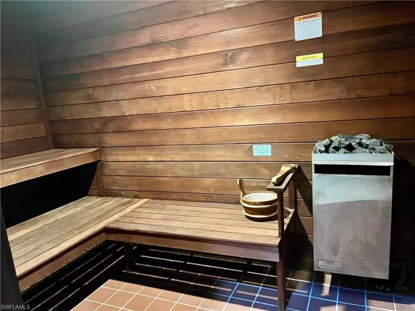 $2,900 | 6920 Huntington Lakes Circle, Unit 103, Naples, FL 34119