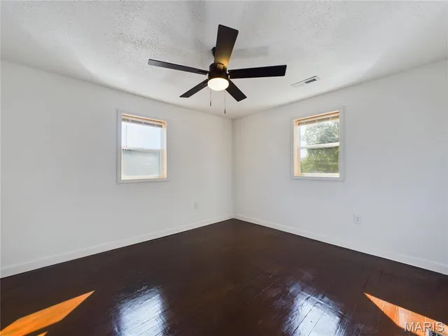 $1,200 | 1127 North Main Street, Poplar Bluff, MO 63901