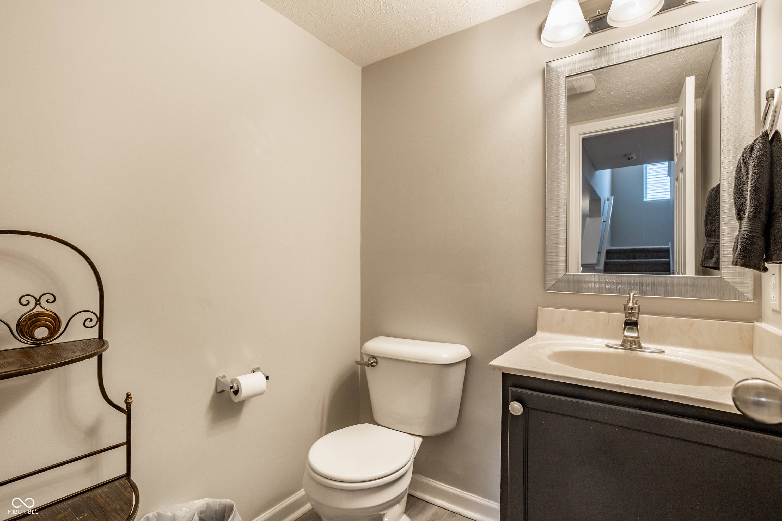 11521 Beardsley Way Fishers, IN 46038 - Photo 17 of 33