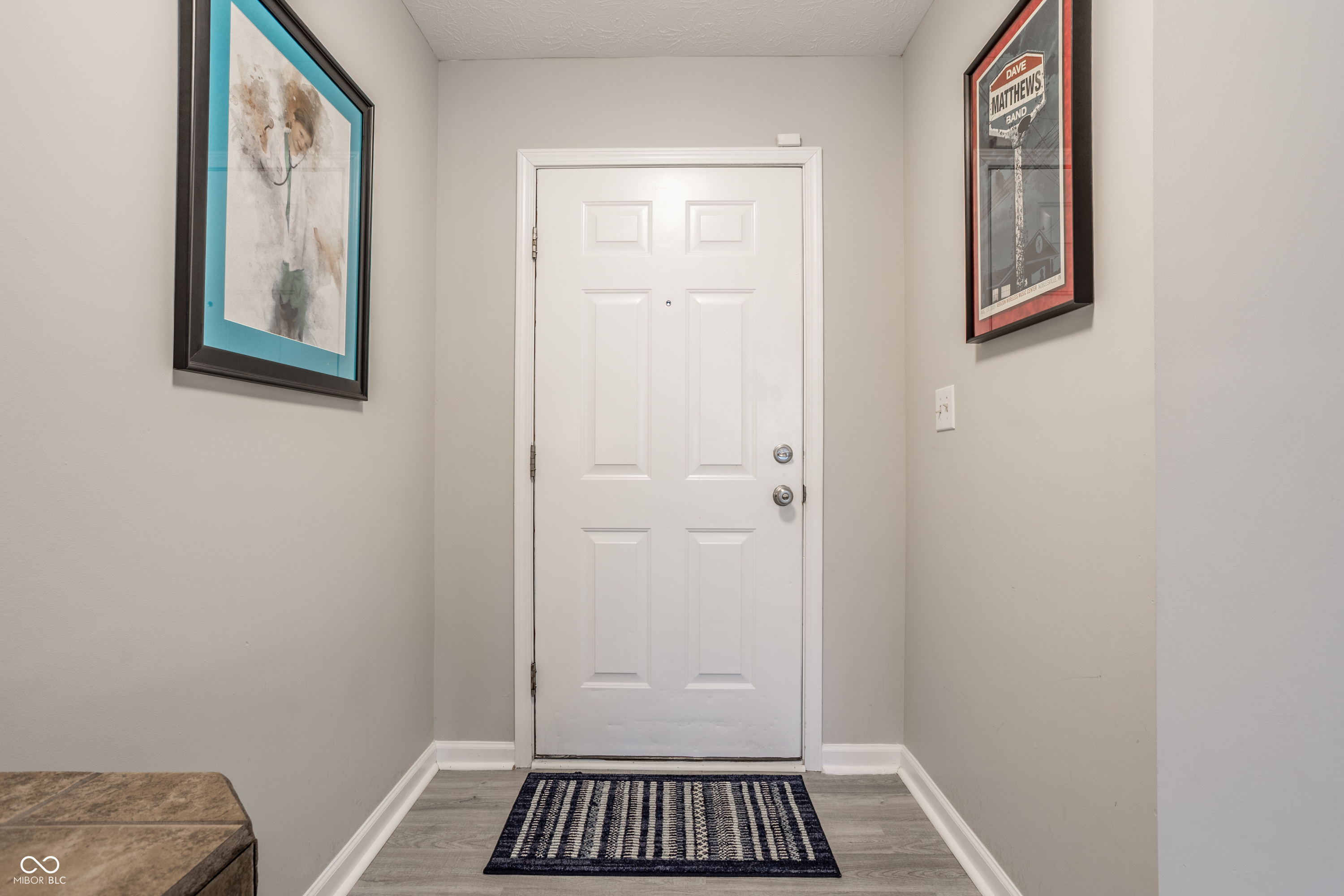 11521 Beardsley Way Fishers, IN 46038 - Photo 3 of 33