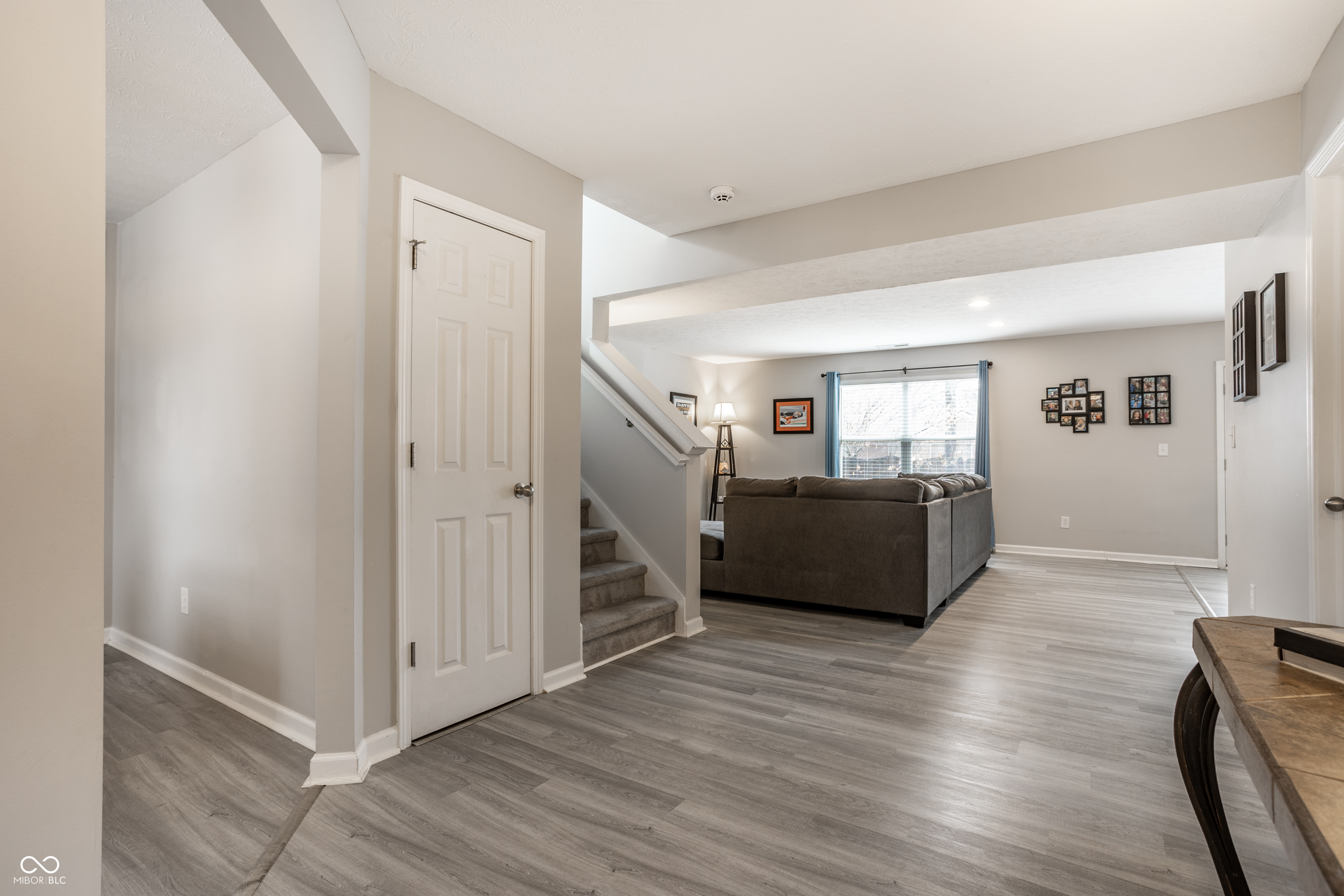 11521 Beardsley Way Fishers, IN 46038 - Photo 6 of 33