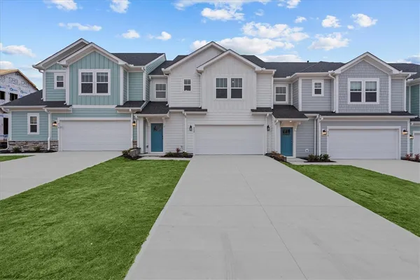 $299,990 | 412 Crestcreek Drive, Anderson, SC 29621