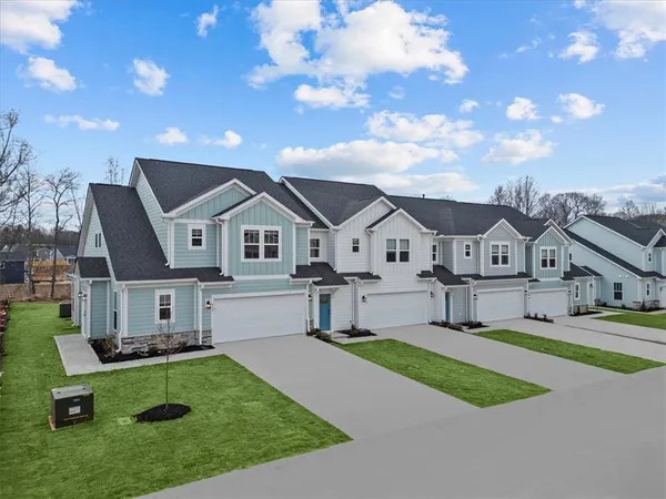 $294,990 | 412 Crestcreek Drive, Anderson, SC 29621