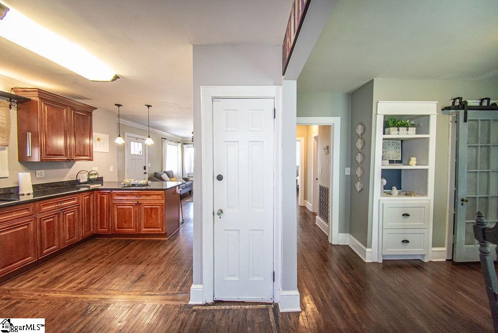 19 Glenn Street Greenville, SC 29607 - Photo 15 of 26 Gallery Image 15