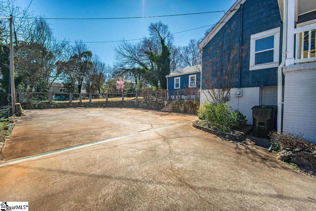 19 Glenn Street Greenville, SC 29607 - Photo 3 of 26 Gallery Image 3