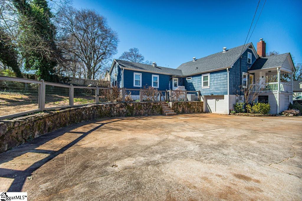 19 Glenn Street Greenville, SC 29607 - Photo 4 of 26 Gallery Image 4