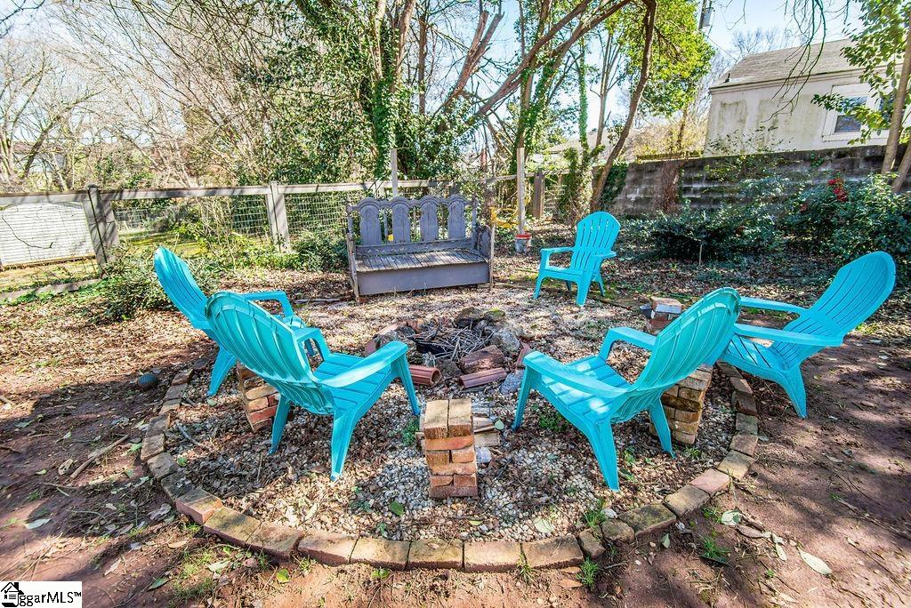 19 Glenn Street Greenville, SC 29607 - Photo 6 of 26 Gallery Image 6
