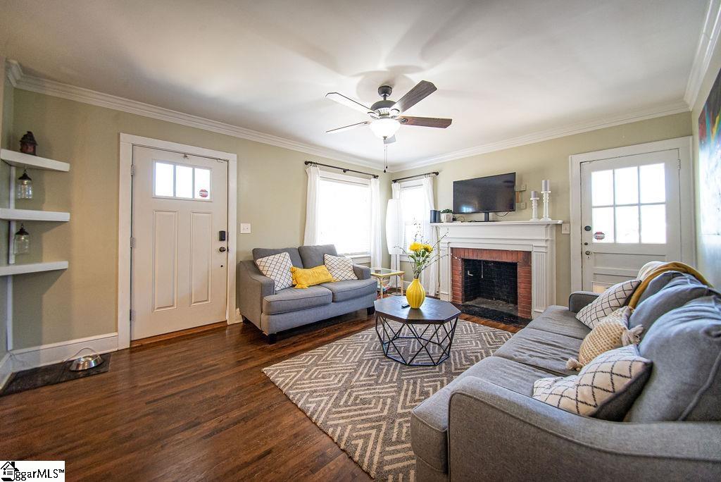 19 Glenn Street Greenville, SC 29607 - Photo 8 of 26 Gallery Image 8