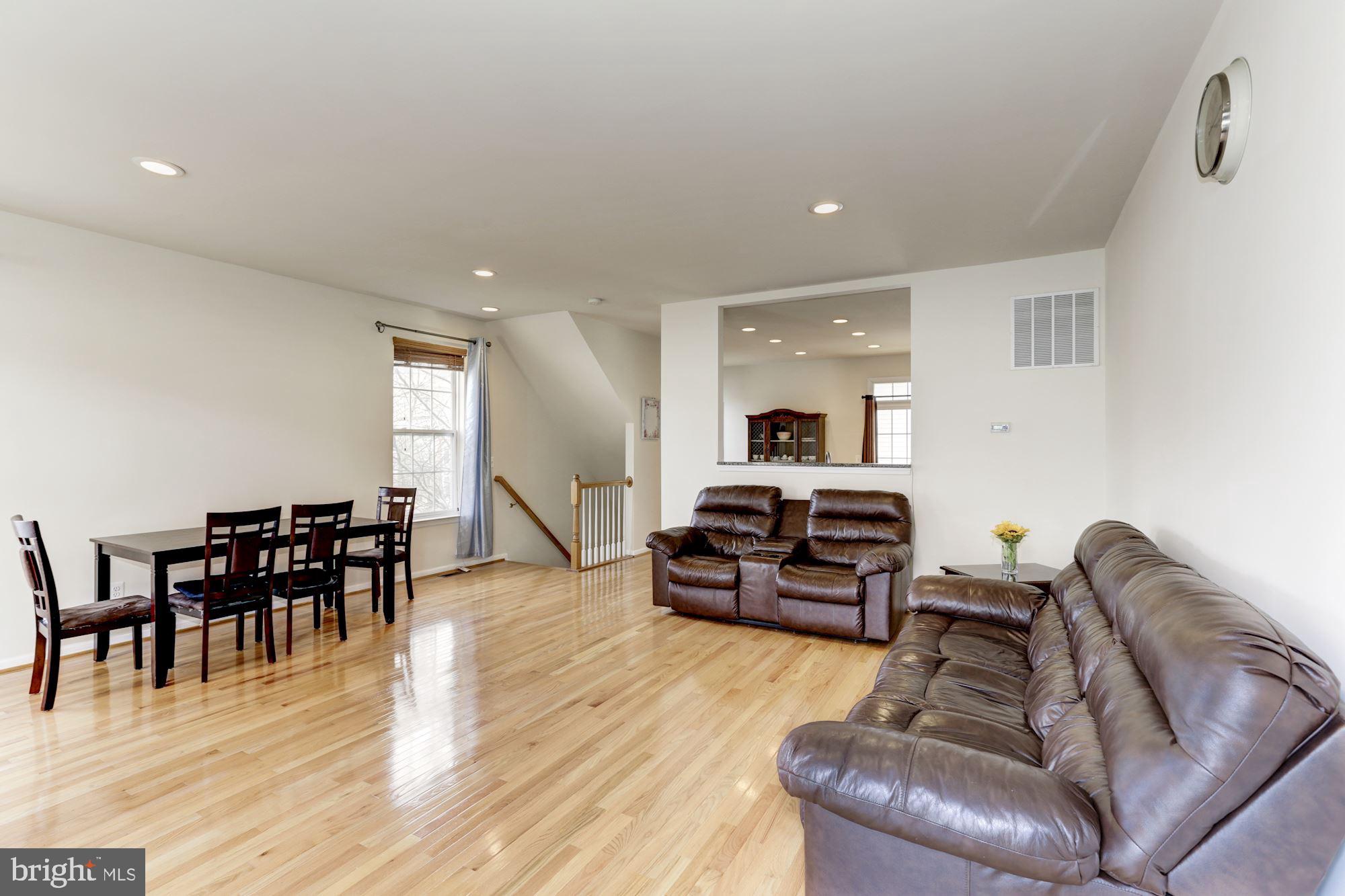 42435 Rockslide Terrace Brambleton, VA 20148 - Photo 13 of 55 Gallery Image 13