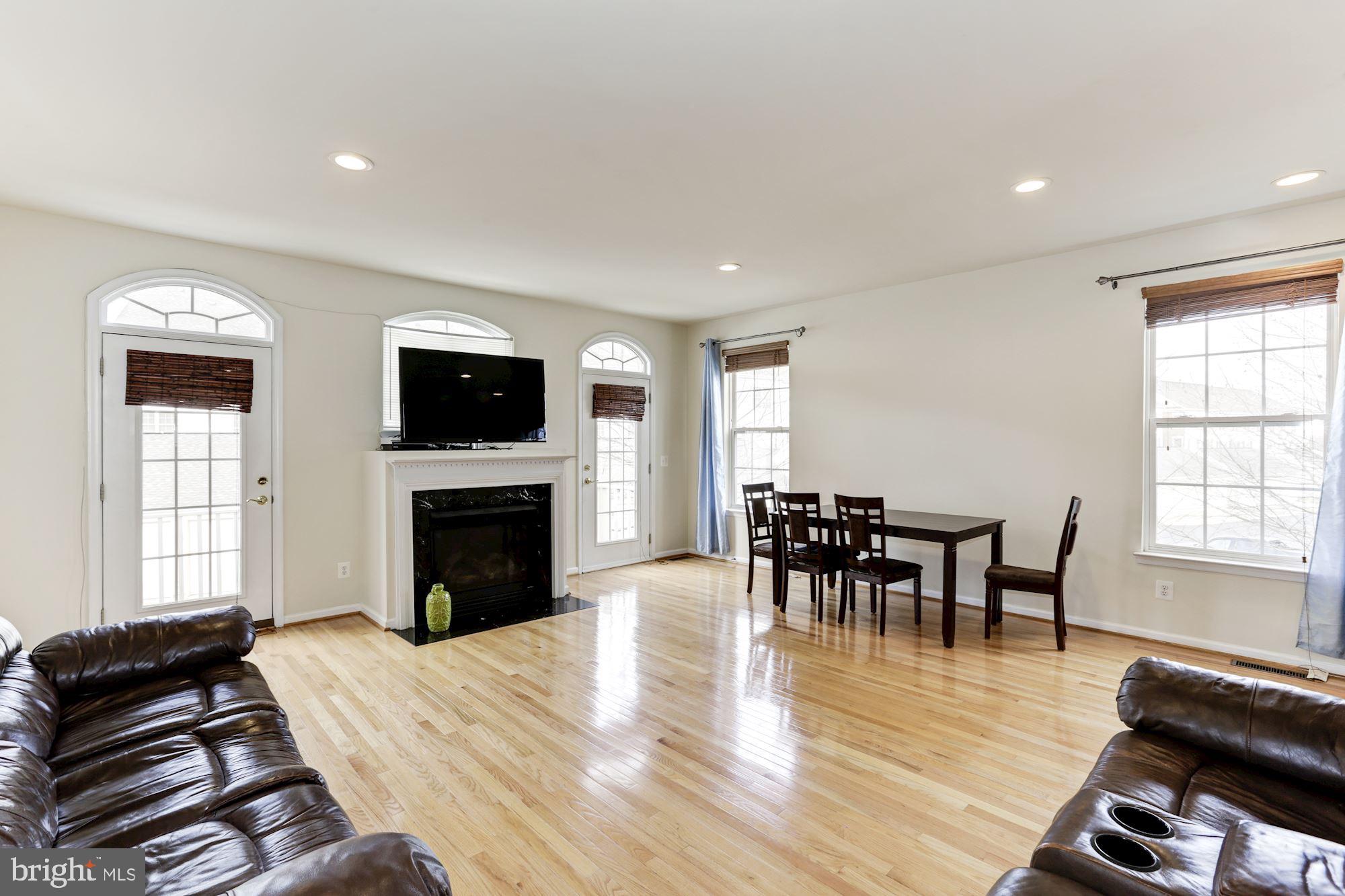 42435 Rockslide Terrace Brambleton, VA 20148 - Photo 14 of 55 Gallery Image 14
