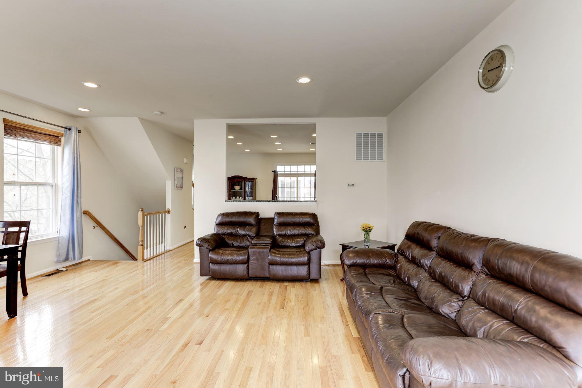42435 Rockslide Terrace Brambleton, VA 20148 - Photo 15 of 55 Gallery Image 15