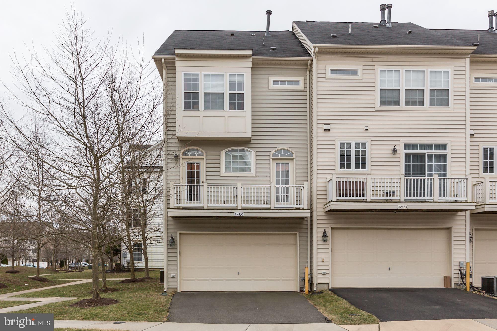 42435 Rockslide Terrace Brambleton, VA 20148 - Photo 38 of 55 Gallery Image 38