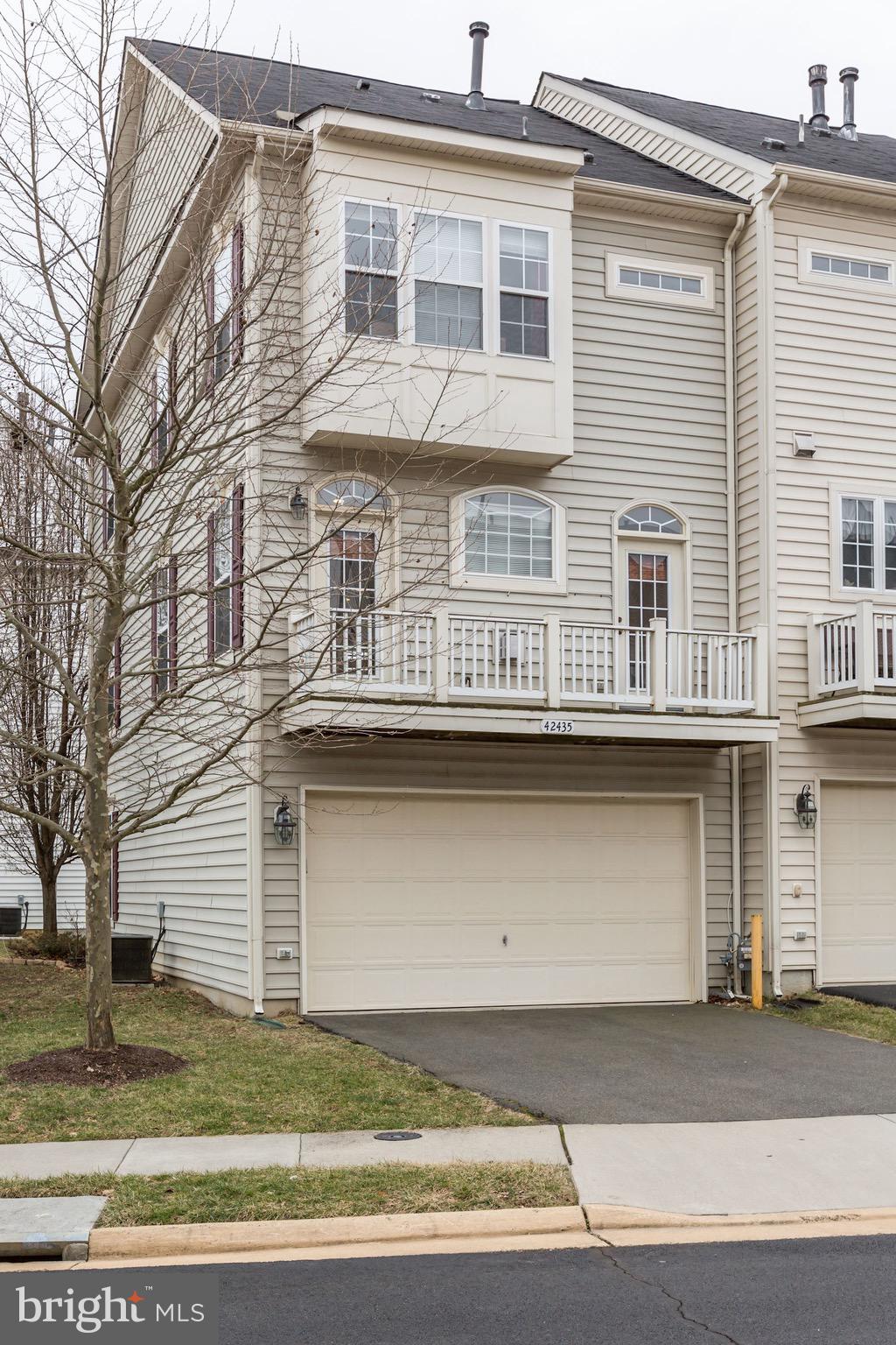 42435 Rockslide Terrace Brambleton, VA 20148 - Photo 42 of 55 Gallery Image 42