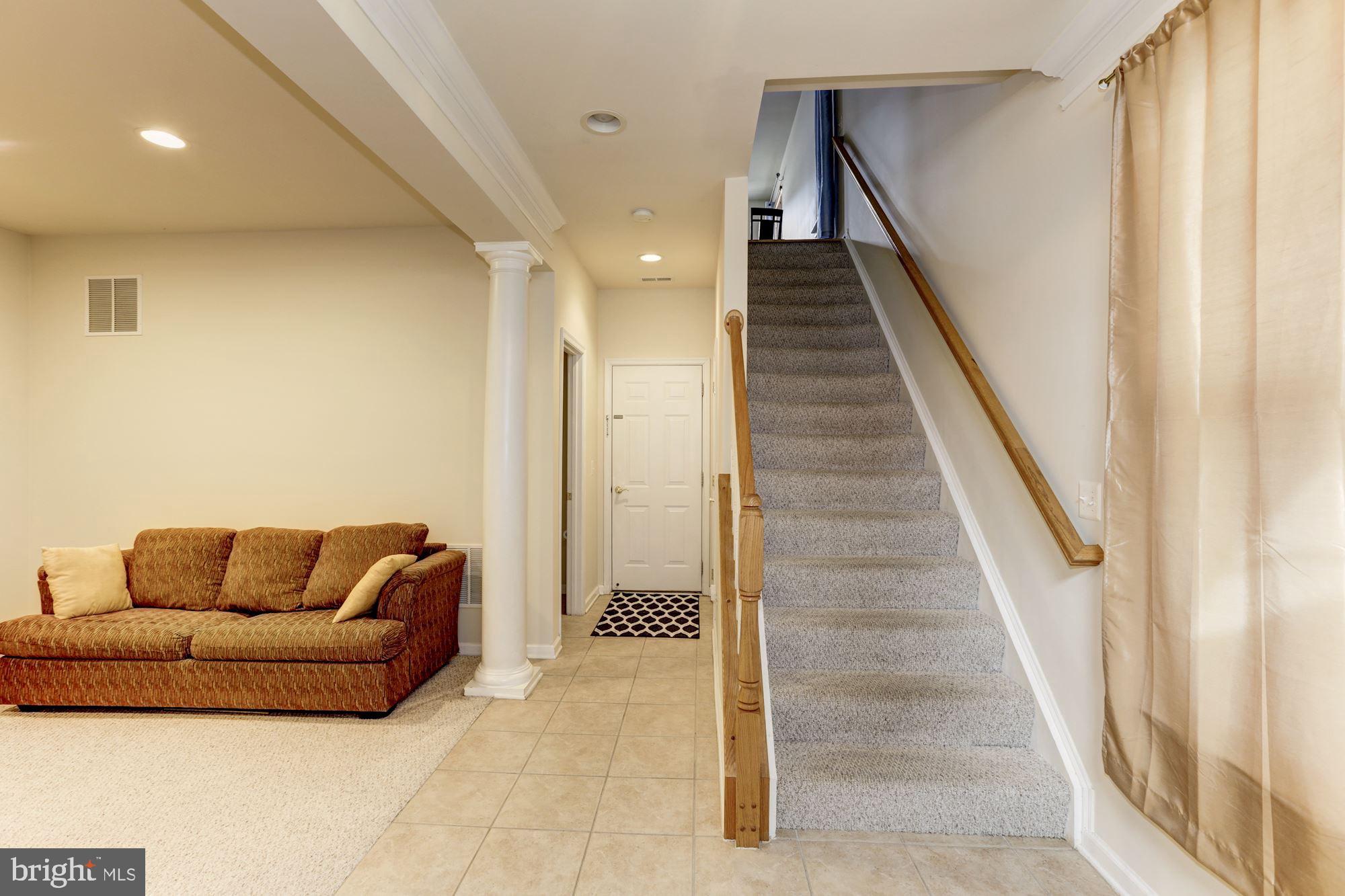 42435 Rockslide Terrace Brambleton, VA 20148 - Photo 7 of 55 Gallery Image 7