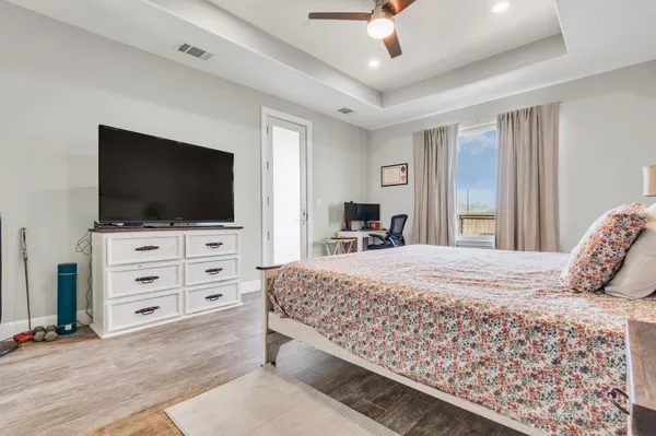 $530,000 | 107 Les Lane, Smithville, TX 78957