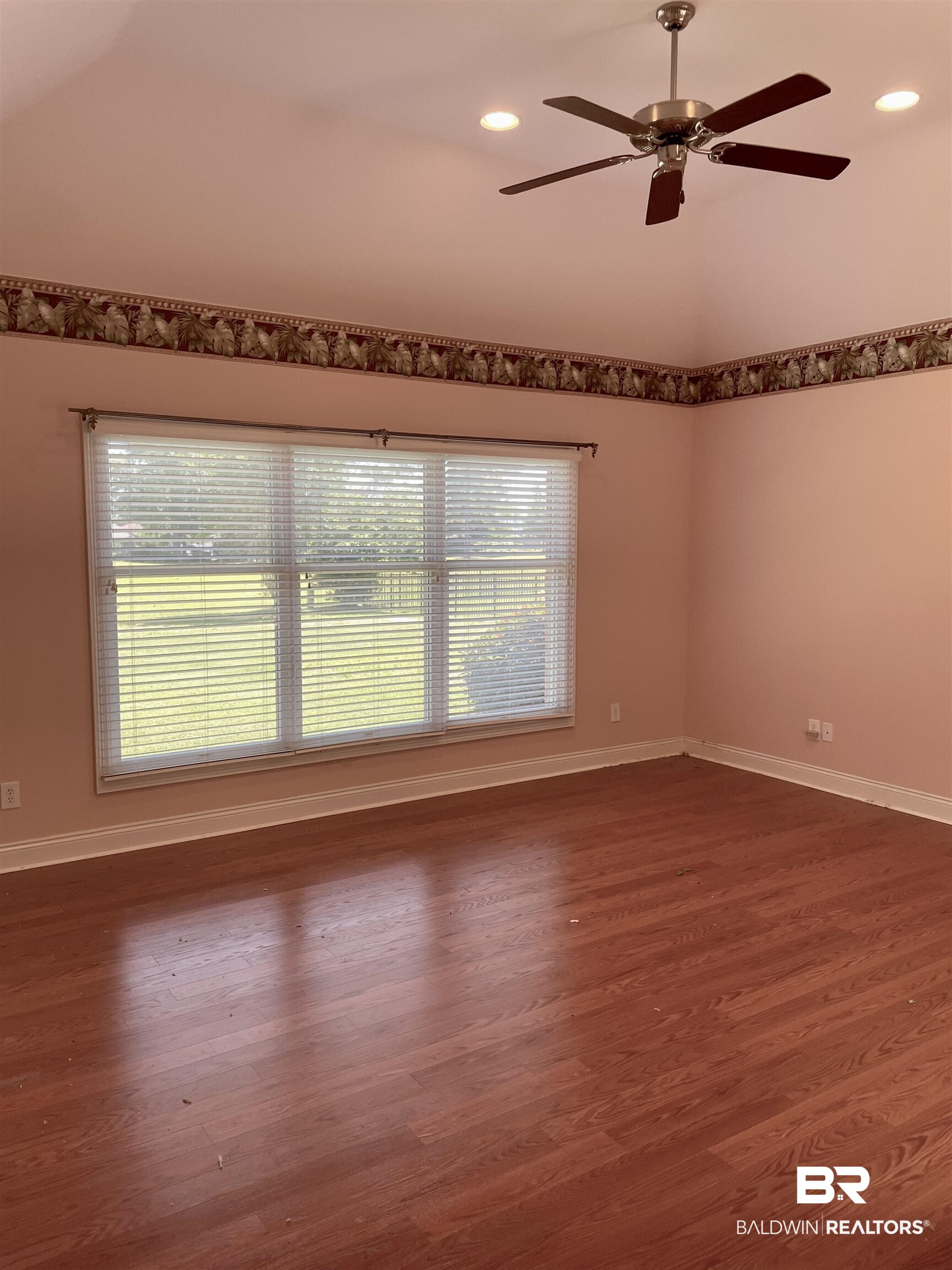 22500 Wedgewood Drive Foley, AL 36535 - Photo 18 of 36 Primary Bedroom